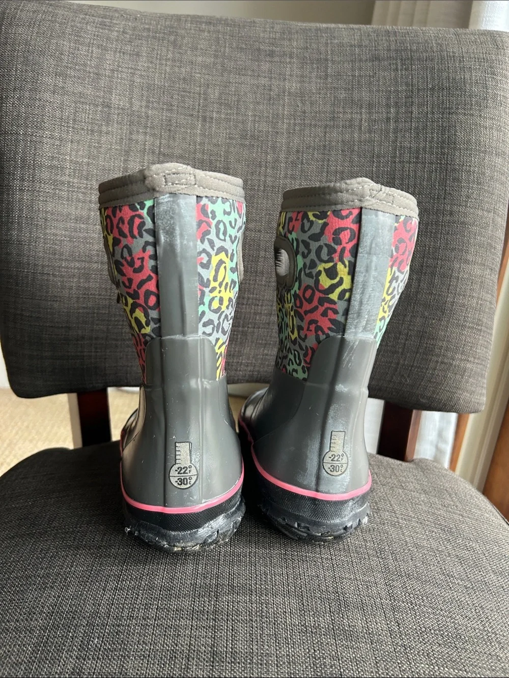 BOGS Kids Rainbow Leopard Gray Rain Boot with Pull-Handle 11 Toddler